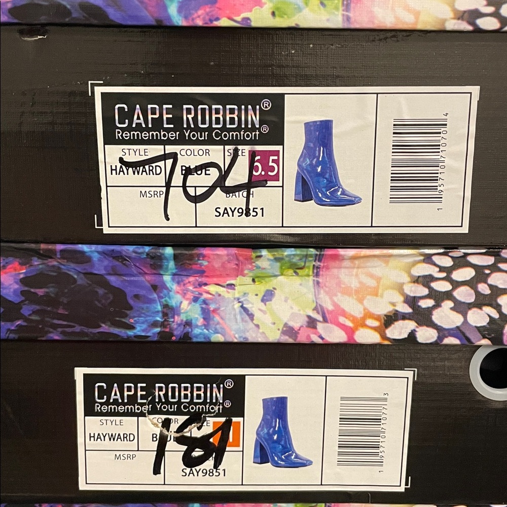 •CAPE ROBBIN• “Hayward” Blue Heeled Booties // square toe + block heel // NIB - Picture 12 of 16